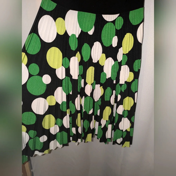 Taboo Spaghetti strap black and green pleated mini dress - Picture 3 of 3